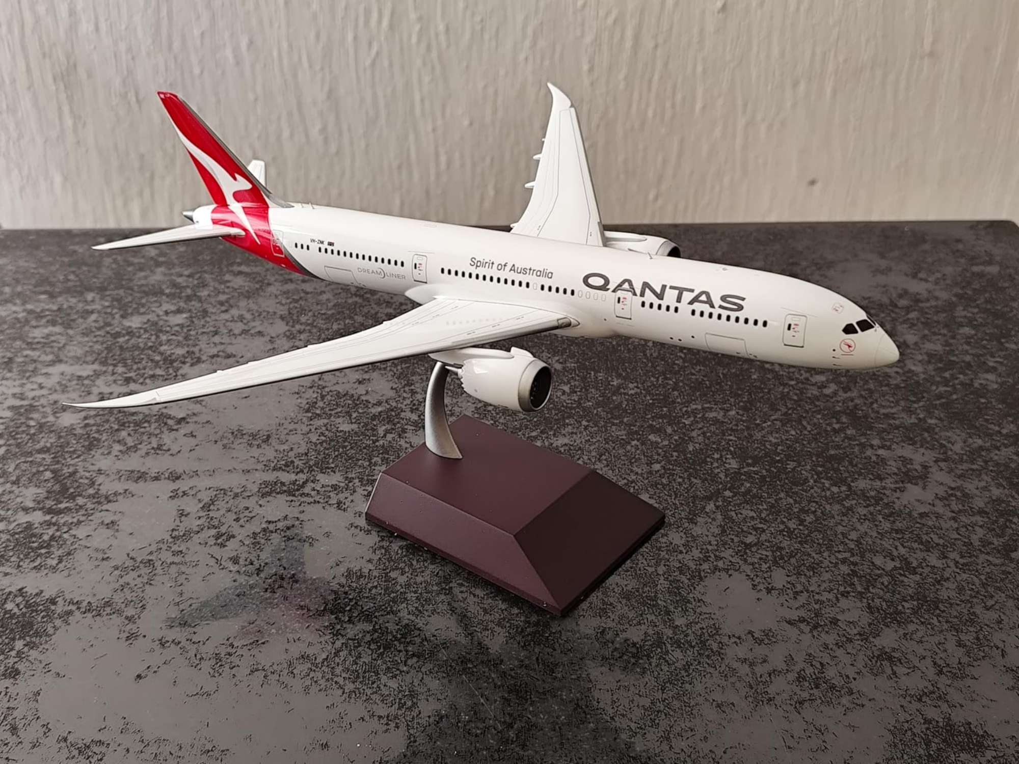Decor Lighting Australia - 1/130 Scale B787 Aircraft Model Australia